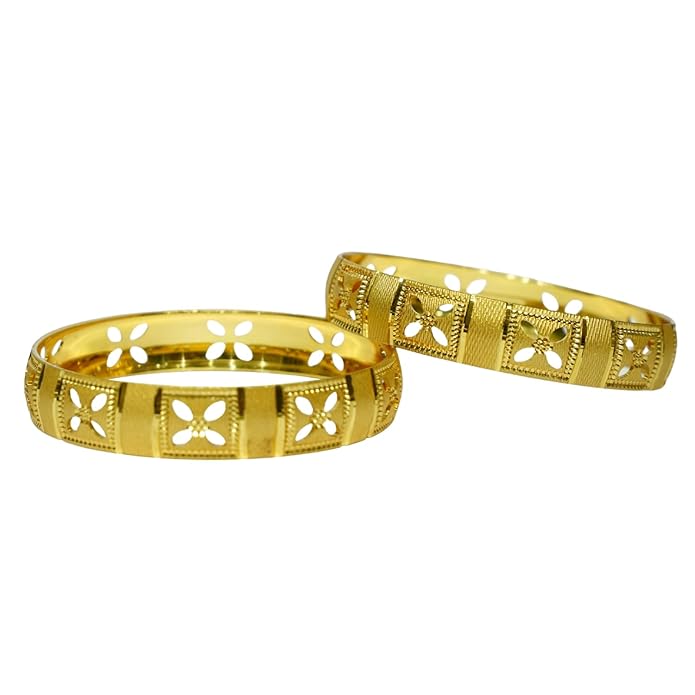 Traditional Gold Statement Bangle